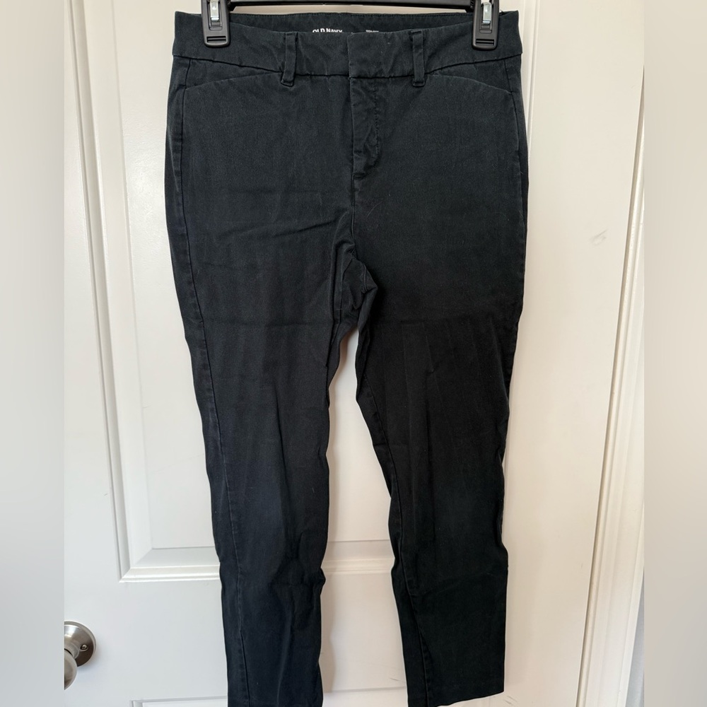 Old Navy Black High-Rise Pixie Pants
